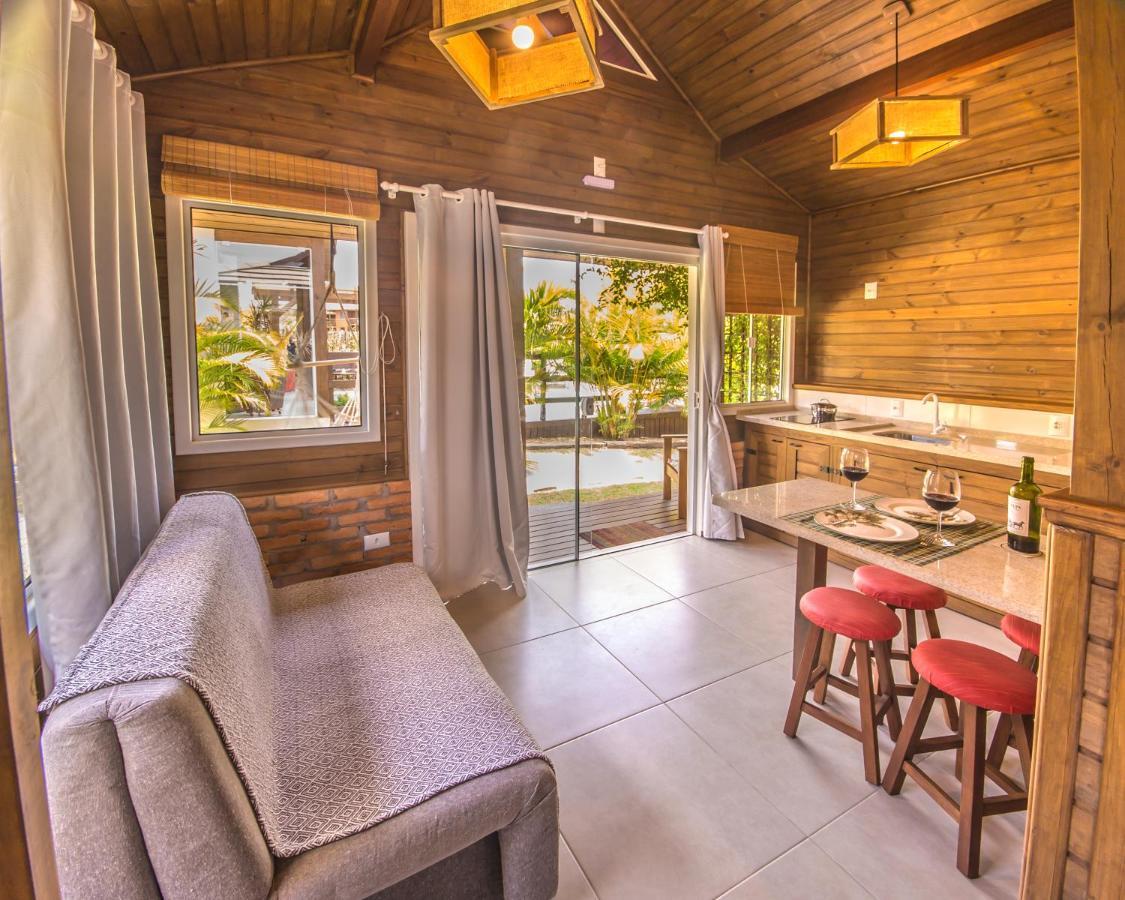 Villa Suhr Cabanas Praia do Rosa Luaran gambar